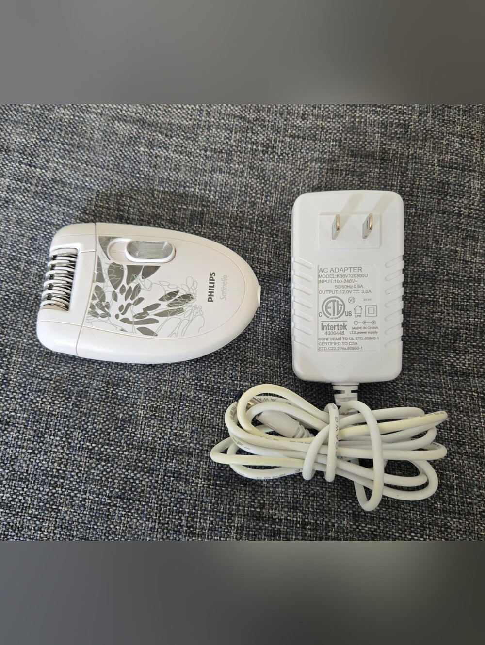 Philips Satinelle HP6401 Essential Compact Epilator Hair Removal Washable